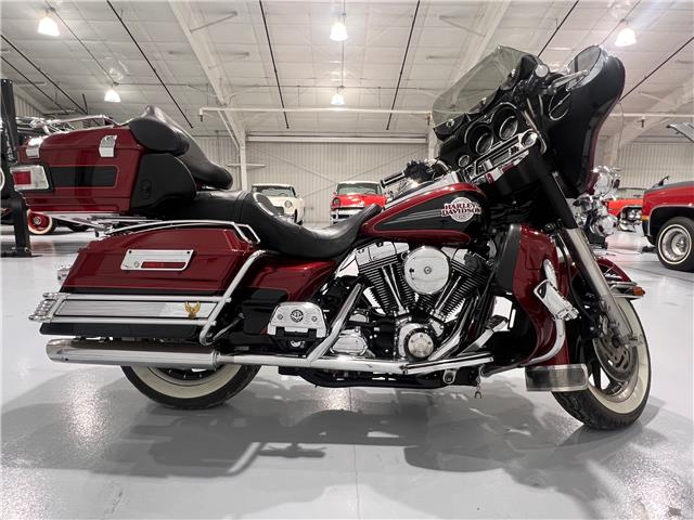 2006 Harley-Davidson FLHTCU  (Stk: 699085) in Watford - Image 4 of 24