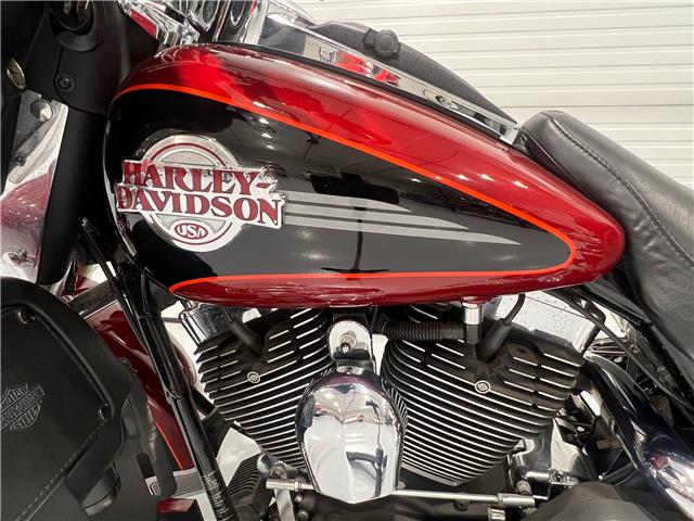 2006 Harley-Davidson FLHTCU  (Stk: 699085) in Watford - Image 11 of 24