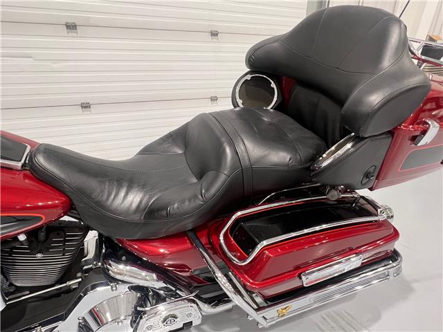 2006 Harley-Davidson FLHTCU  (Stk: 699085) in Watford - Image 13 of 24