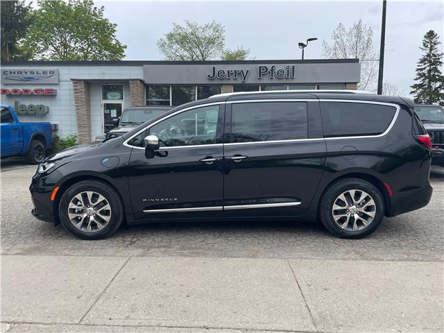 2024 Chrysler Pacifica Hybrid Pinnacle (Stk: 24030) in New Hamburg - Image 5 of 10 2024 Chrysler Pacifica Hybrid Pinnacle (Stk: 24030) in New Hamburg - Image 5 of 10
