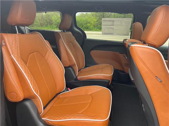 2024 Chrysler Pacifica Hybrid Pinnacle (Stk: 24030) in New Hamburg - Image 10 of 10 2024 Chrysler Pacifica Hybrid Pinnacle (Stk: 24030) in New Hamburg - Image 10 of 10