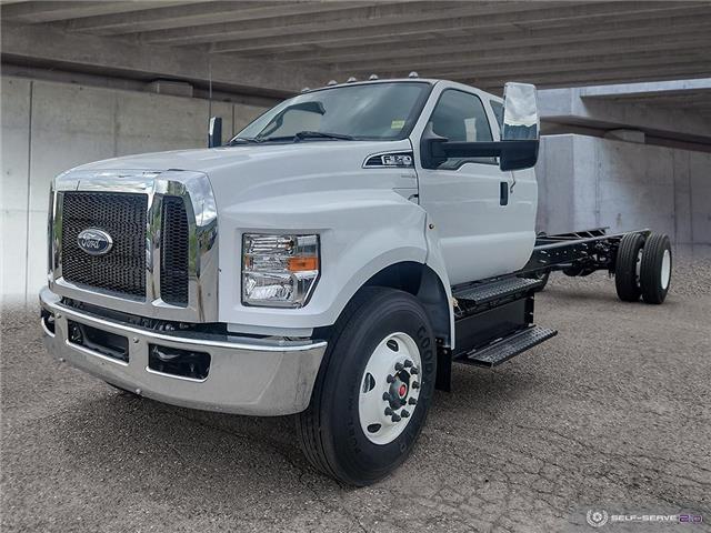 2024 Ford F-650 Gas Base (Stk: HR018) in Kamloops - Image 1 of 26