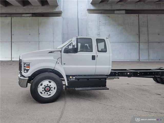 2024 Ford F-650 Gas Base (Stk: HR017) in Kamloops - Image 2 of 24