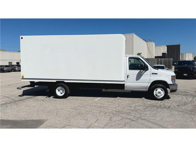 2019 Ford E-450  (Stk: NP7981) in Vaughan - Image 2 of 27
