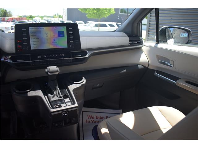 2024 Toyota Sienna XLE 8-Passenger (Stk: MU2358) in London - Image 12 of 28
