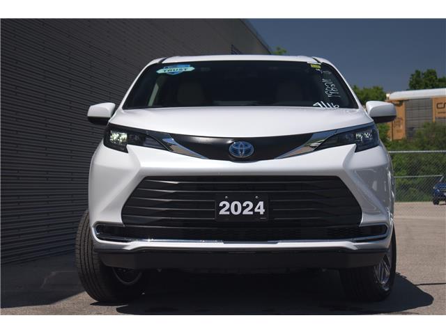 2024 Toyota Sienna XLE 8-Passenger (Stk: MU2358) in London - Image 5 of 28