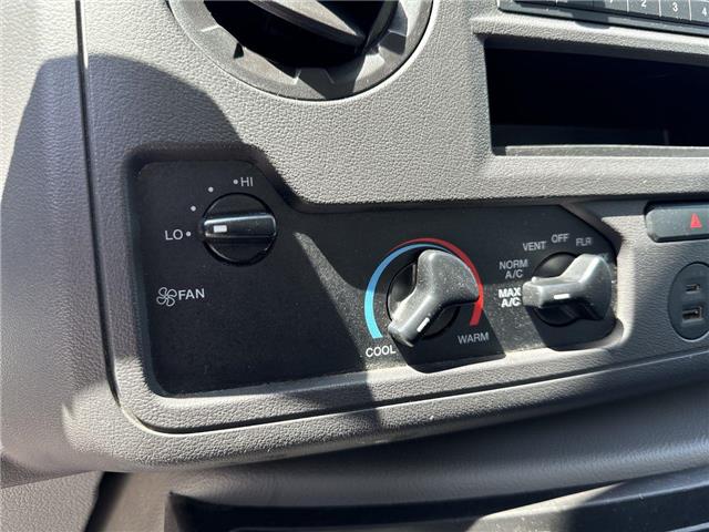 2022 Ford E-450  (Stk: NP9389) in Vaughan - Image 17 of 26