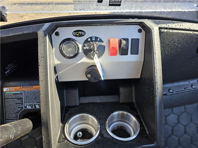 2024 EZ-GO EXPRESS L6 ELITE LITHIUM (Stk: 24EZ-009) in Grande Prairie - Image 6 of 10