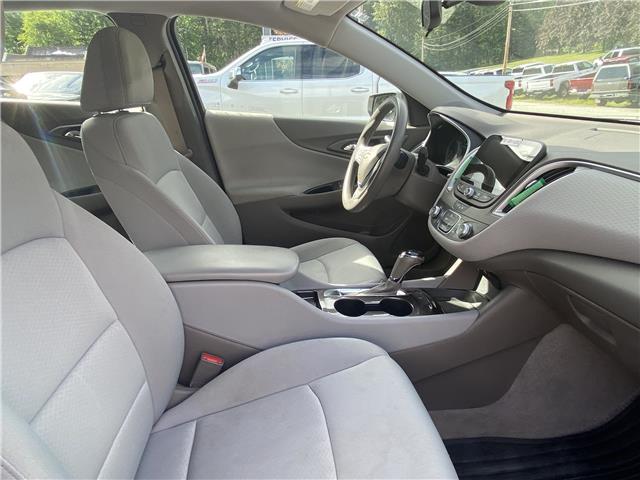 2020 Chevrolet Malibu 1LS (Stk: 2U031) in Hope - Image 12 of 14