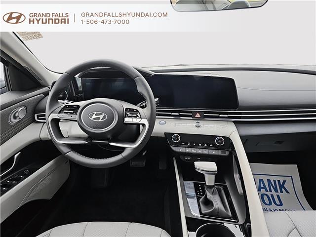2024 Hyundai Elantra Luxury w/Two-Tone Interior (Stk: 241801N) in Grand Falls - Image 6 of 14