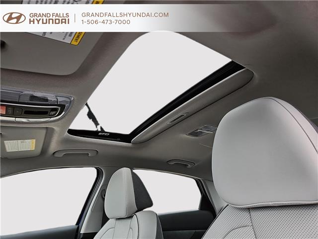 2024 Hyundai Elantra Luxury w/Two-Tone Interior (Stk: 241801N) in Grand Falls - Image 11 of 14