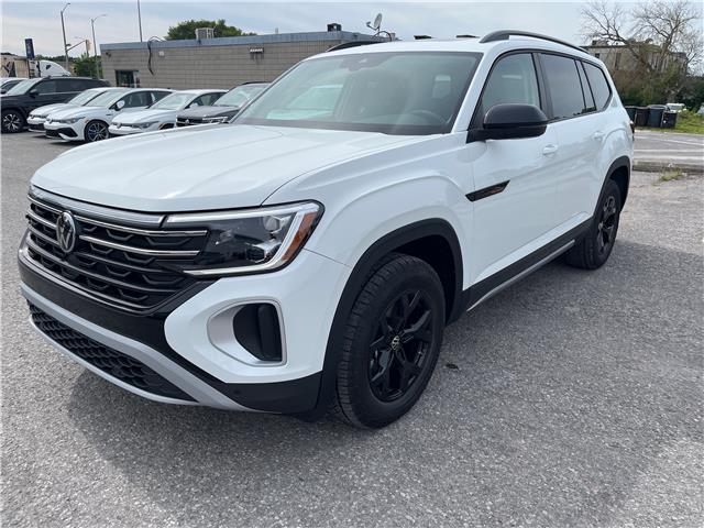 2024 Volkswagen Atlas 2.0 TSI Peak Edition (Stk: 17-A592541) in Belleville - Image 1 of 21