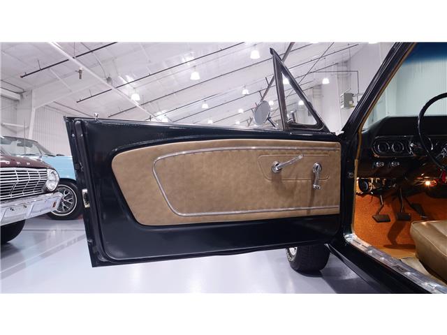 1966 Ford Mustang Hardtop Coupe   (Stk: 357373) in Watford - Image 25 of 48
