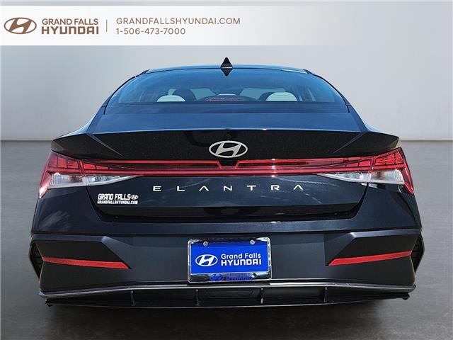 2024 Hyundai Elantra Luxury w/Two-Tone Interior (Stk: 242573N) in Grand Falls - Image 3 of 17