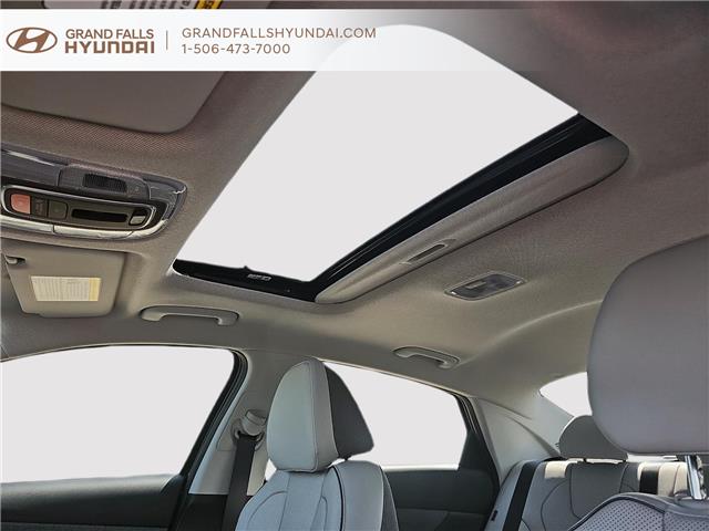 2024 Hyundai Elantra Luxury w/Two-Tone Interior (Stk: 242573N) in Grand Falls - Image 14 of 17