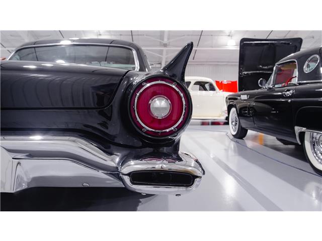 1957 Ford Thunderbird E-Bird Tribute  (Stk: 342043) in Watford - Image 15 of 50