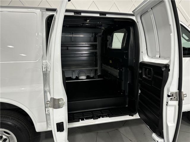 2023 GMC Savana 2500  (Stk: NP4103) in Vaughan - Image 26 of 28