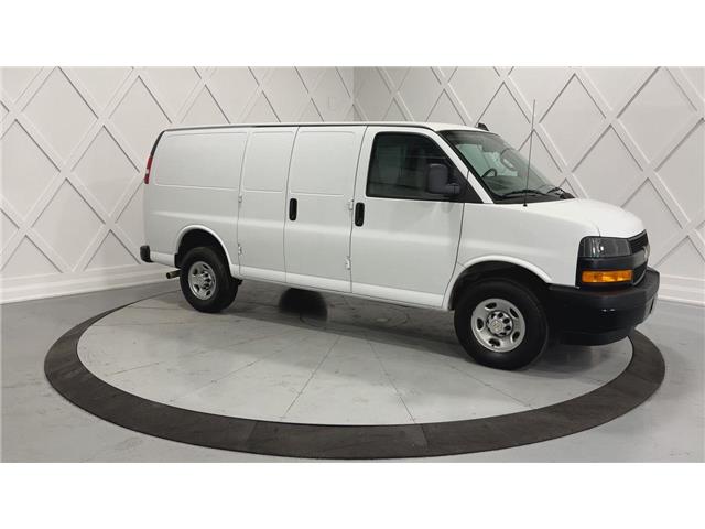 2022 Chevrolet Express 2500  (Stk: NP3053) in Vaughan - Image 2 of 29