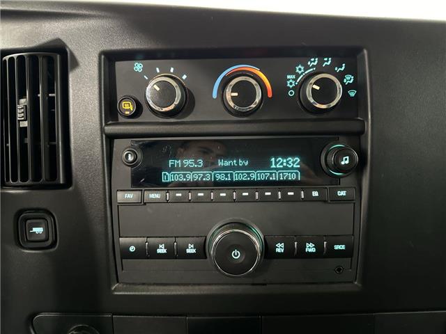 2022 Chevrolet Express 2500  (Stk: NP3053) in Vaughan - Image 17 of 29