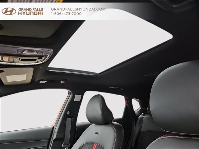 2025 Hyundai Kona 1.6T N Line Ultimate w/Two-Tone Roof (Stk: 250036N) in Grand Falls - Image 16 of 18
