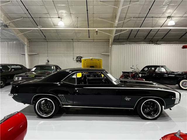 1969 Chevrolet Camaro RS/SS (Stk: 559740) in Watford - Image 11 of 40 1969 Chevrolet Camaro RS/SS (Stk: 559740) in Watford - Image 11 of 40