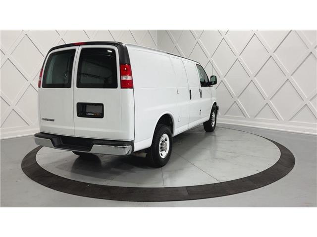2023 GMC Savana 2500 (Stk: NP8517) in Vaughan - Image 8 of 28 2023 GMC Savana 2500 (Stk: NP8517) in Vaughan - Image 8 of 28