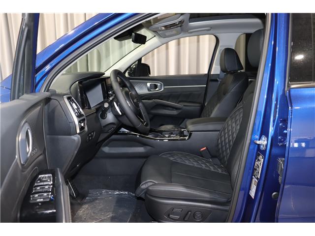 2023 Kia Sorento 2.5T SX w/Black Leather (Stk: 25410) in Edmonton - Image 12 of 30