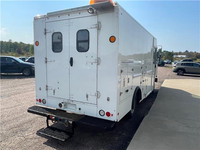2009 Workhorse TRUCK  (Stk: 24077) in Pembroke - Image 9 of 15