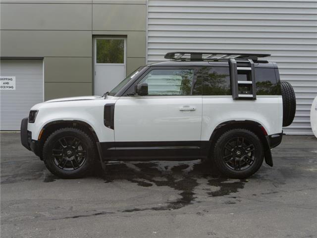 2023 Land Rover Defender X-Dynamic SE (Stk: D141652) in Windsor - Image 2 of 19
