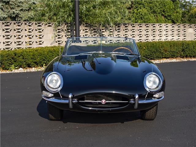 1966 Jaguar E-Type Series 1 4.2-Litre Roadster  (Stk: PM9483) in Windsor - Image 2 of 15