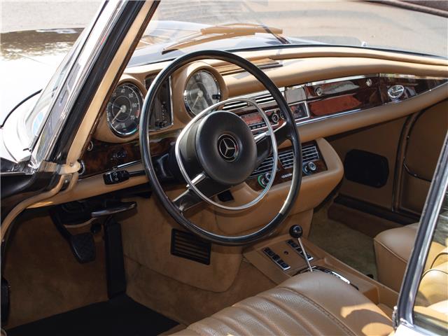 1971 Mercedes-Benz 280 SE 3.5 Cabriolet  (Stk: PM9482) in Windsor - Image 11 of 18