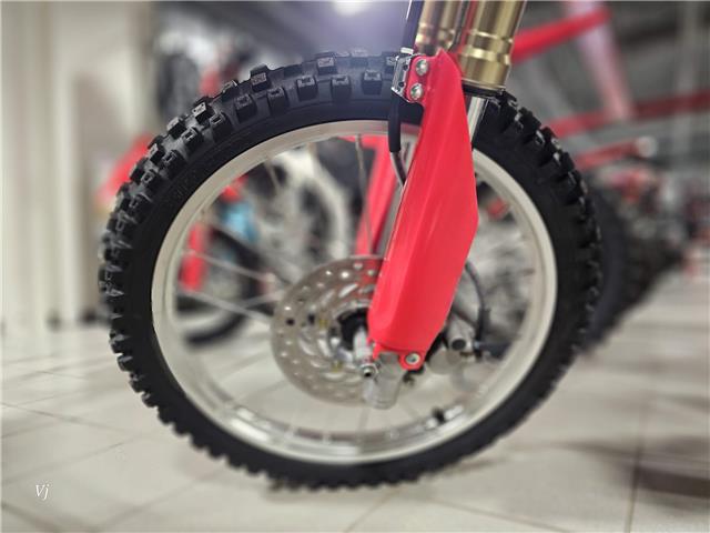 2025 Honda CRF150R CCMPETITION/MOTOCROSS (Stk: 25HD-018) in Grande Prairie - Image 4 of 6