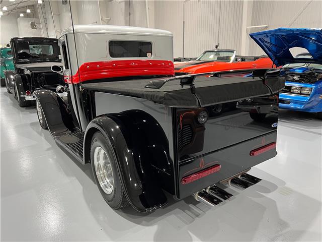 1934 Ford Resto-Mod  (Stk: 134846) in Watford - Image 7 of 39