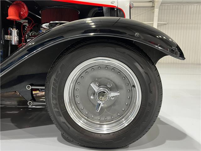 1934 Ford Resto-Mod  (Stk: 134846) in Watford - Image 19 of 39