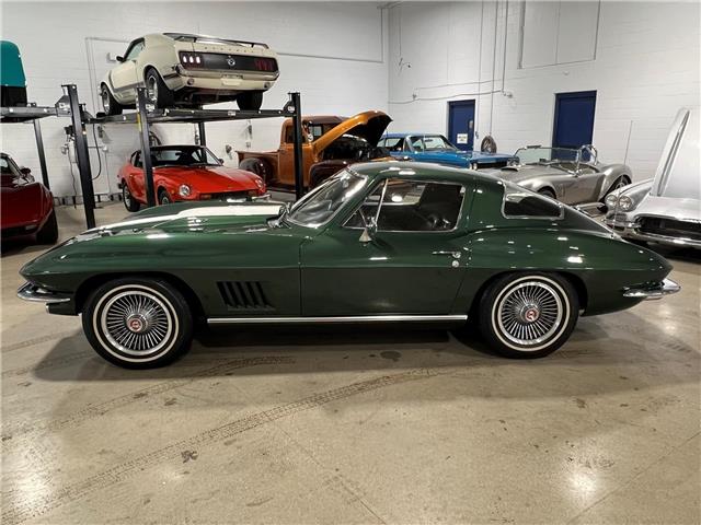 1967 Chevrolet Corvette Corvette (Stk: Z1967Corvette) in Toronto - Image 3 of 37
