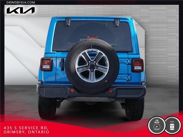 2023 Jeep Wrangler 4 Door SAHARA | 4 Door 4x4 | FREEDOM TOP (Stk: U2951) in Grimsby - Image 3 of 17
