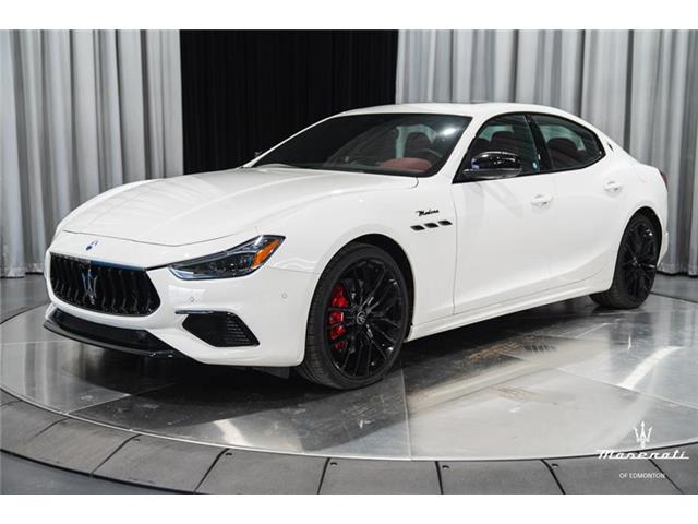 2023 Maserati Ghibli Modena Q4 (Stk: U110) in Edmonton - Image 1 of 27