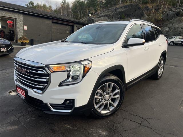 2022 GMC Terrain SLT (Stk: 13935) in Sudbury - Image 1 of 18
