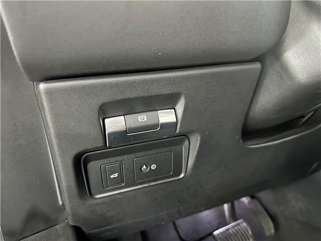 2020 Land Rover Range Rover Evoque SE (Stk: A8809) in Saint-Eustache - Image 17 of 29