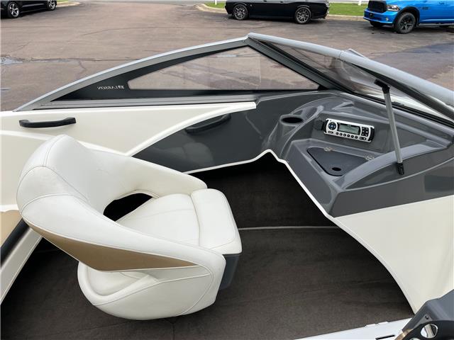 2012 Larson LX 710 Bow Rider (Stk: B-61E212) in Moncton - Image 16 of 20