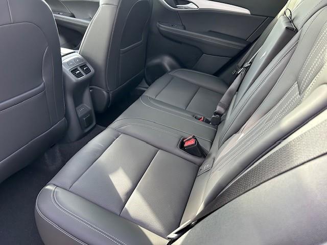 2024 Buick Envision Avenir (Stk: 24207A) in Moosomin - Image 7 of 15 2024 Buick Envision Avenir (Stk: 24207A) in Moosomin - Image 7 of 15