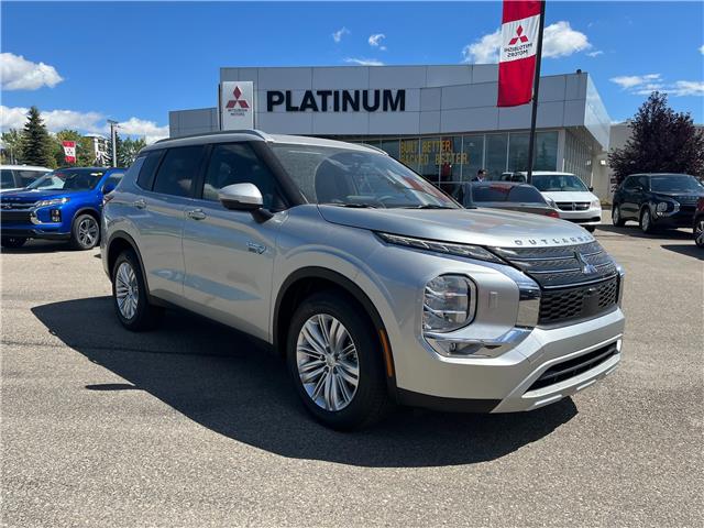 2025 Mitsubishi Outlander PHEV LE (Stk: R1009) in Calgary - Image 1 of 18