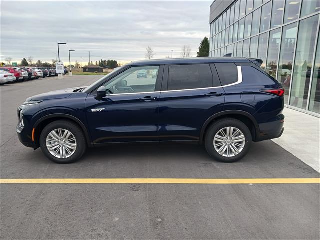 2025 Mitsubishi Outlander PHEV ES (Stk: M5004) in BELLEVILLE - Image 2 of 9