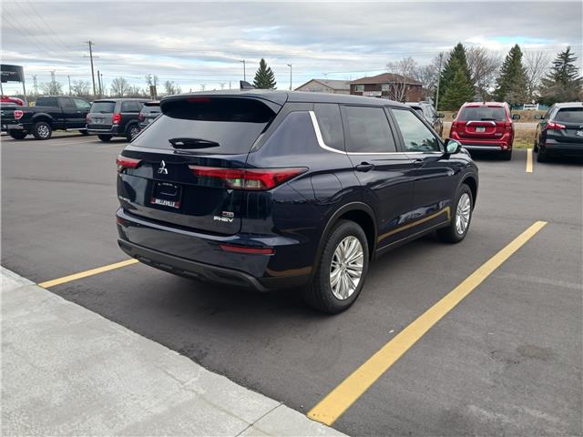 2025 Mitsubishi Outlander PHEV ES (Stk: M5004) in BELLEVILLE - Image 5 of 9