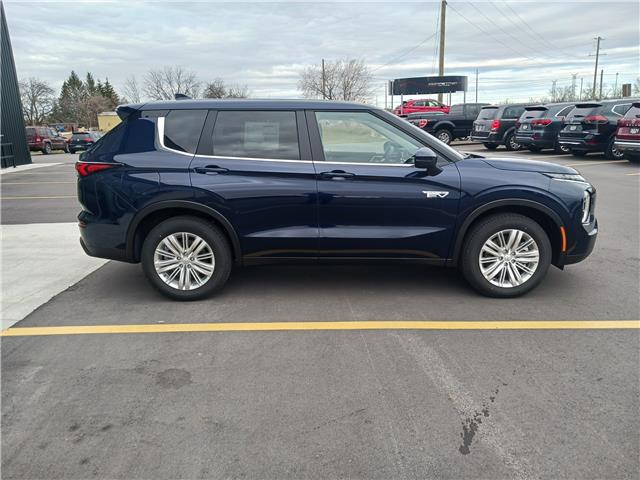 2025 Mitsubishi Outlander PHEV ES (Stk: M5004) in BELLEVILLE - Image 6 of 9