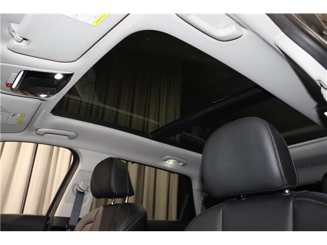 2023 Kia Sorento 2.5T SX w/Black Leather (Stk: 25281) in Edmonton - Image 12 of 26