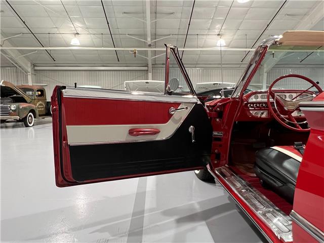 1960 Ford Sunliner Convertible (Stk: 142760) in Watford - Image 23 of 50