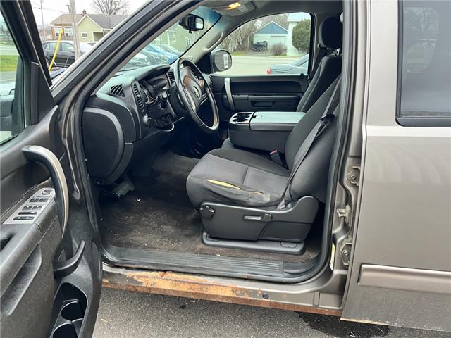 2013 Chevrolet Silverado 1500 Hybrid Base in Sussex - Image 11 of 17