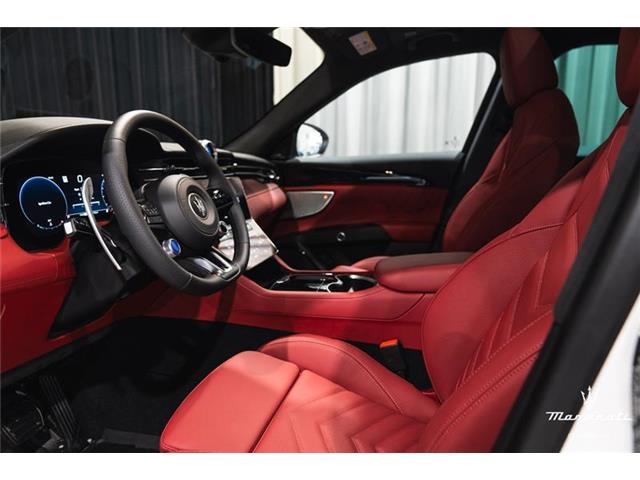 2025 Maserati Grecale Modena (Stk: MA2502) in Edmonton - Image 10 of 28