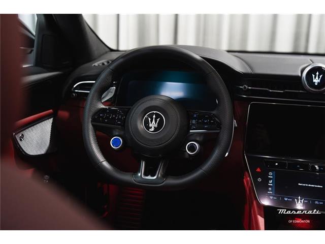 2025 Maserati Grecale Modena (Stk: MA2502) in Edmonton - Image 18 of 28
